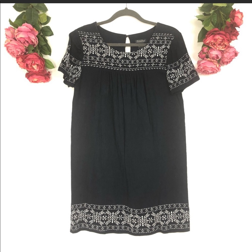 Lucky brand embroidered dress